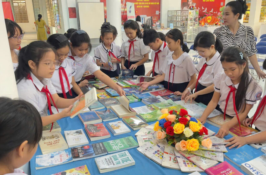  Tham Gia Hoạt Động Tham Quan – Trải Nghiệm Tại Thư Viện Tỉnh Khánh Hòa