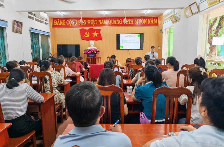  TẬP HUẤN CHO CÁN BỘ, GIÁO VIÊN VỀ NGHIỆP VỤ GIÁO DỤC CHO HỌC SINH KHUYẾT TẬT