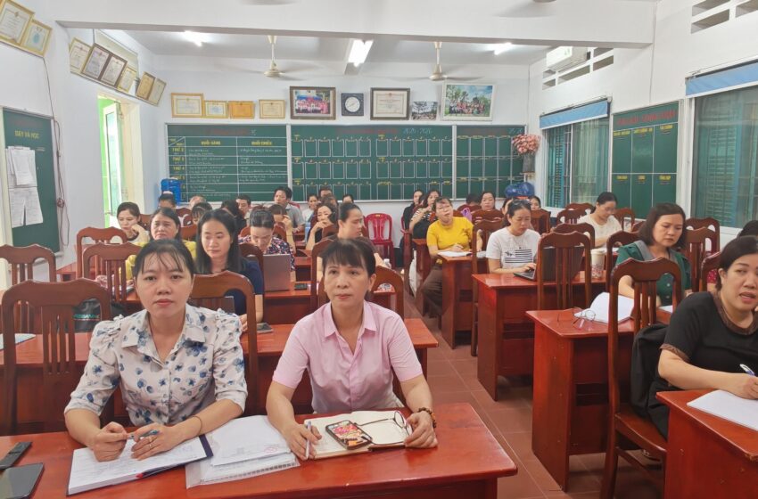  TẬP HUẤN ỨNG DỤNG CÔNG NGHỆ – THÚC ĐẨY CHUYỂN ĐỔI SỐ TRONG GIÁO DỤC